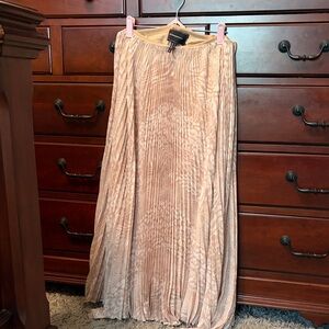 BCBGMaxAzria Beige Patterned Maxi Skirt
